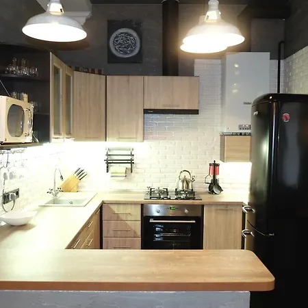 Dvukhurovnevaia Kvartira Apartment *