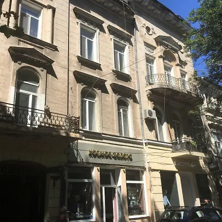 Apartment Dvukhurovnevaia Kvartira
